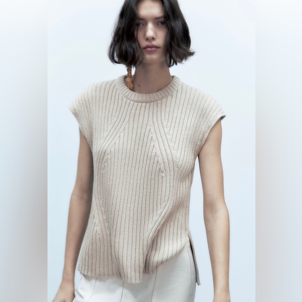 ZARA Ribbed Knit Vest